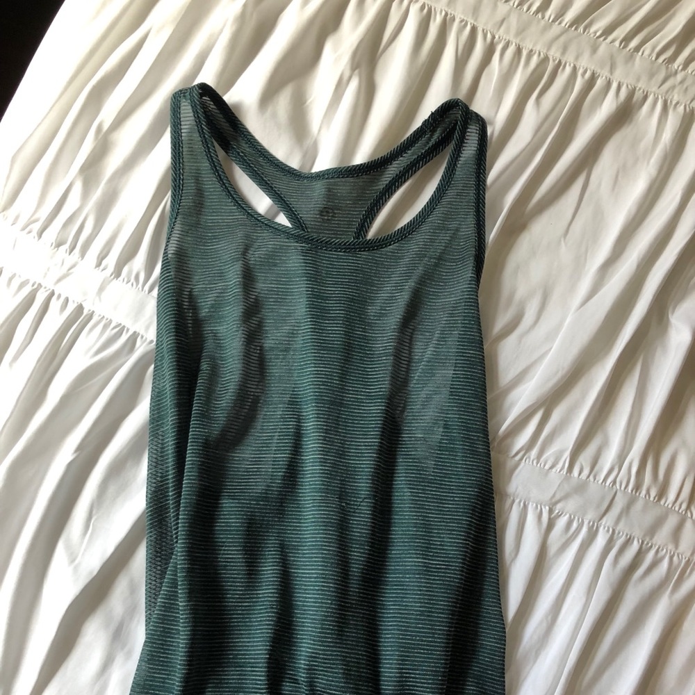 Lululemon tank top